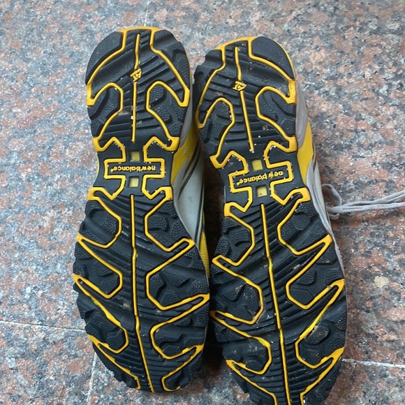 New balance women’s sneakers - Picture 7 of 8